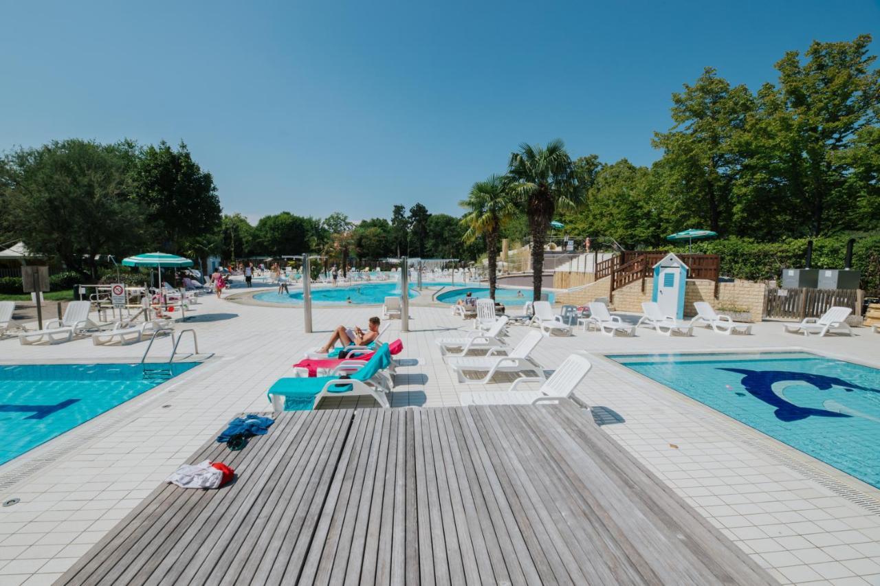 Camping Sabbiadoro Lignano Sabbiadoro Exterior foto