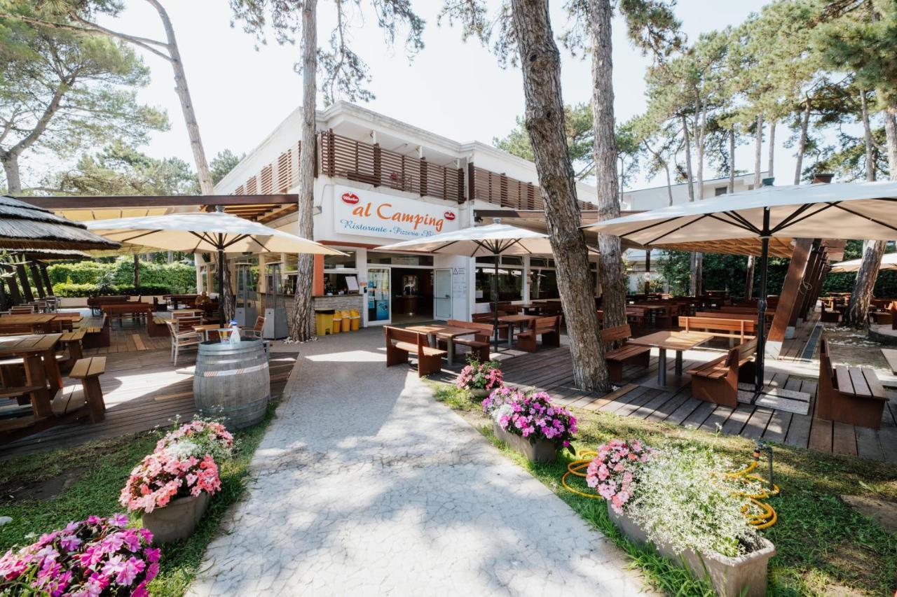 Camping Sabbiadoro Lignano Sabbiadoro Exterior foto