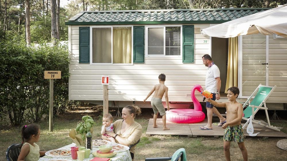 Camping Sabbiadoro Lignano Sabbiadoro Exterior foto