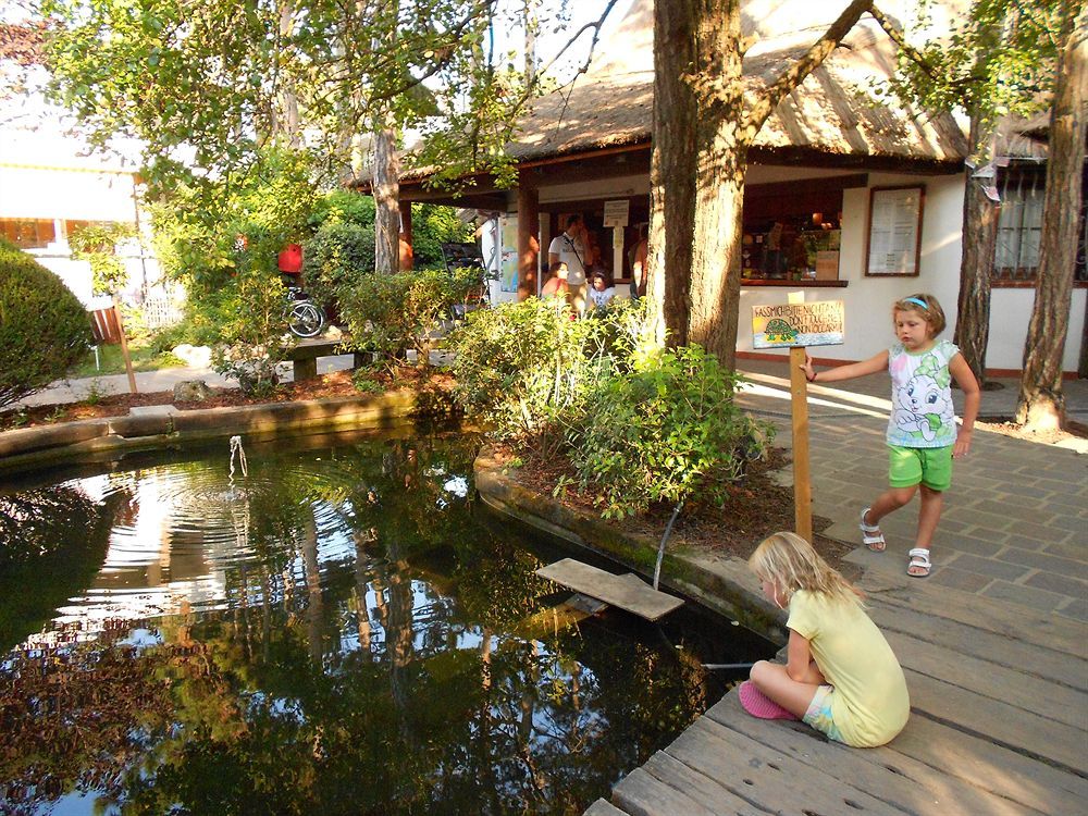 Camping Sabbiadoro Lignano Sabbiadoro Exterior foto